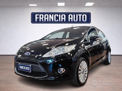 Usata Ford Fiesta 82 CV (60 kW) 2009 Nero Utilitaria
