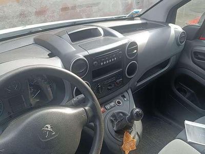 Usata Peugeot Partner Tepee Access 75 CV (55 kW) 2015 Monovolume