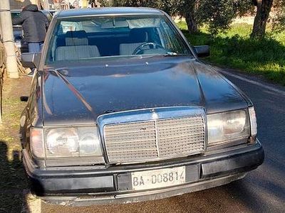 Usata Mercedes E250 1991 Grigio