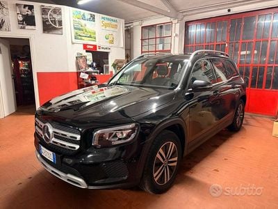 Usata Mercedes GLB200 Business 149 CV (109 kW) 2021 Nero SUV