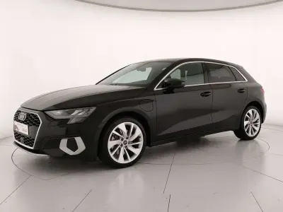 Usata Audi A3 Advanced Plus 204 CV (150 kW) 2022 Nero brillante Berlina
