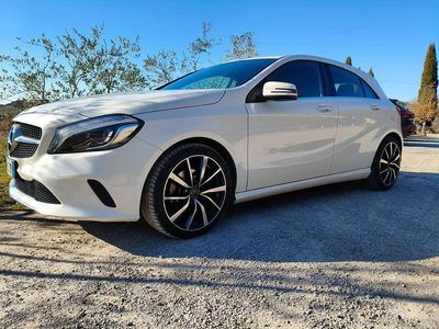 Usata Mercedes A200 136 CV (100 kW) 2017 Bianco Berlina