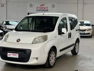 Begagnad Fiat Qubo Trekking 95 HK (69 kW) 2013 Vit Minibuss