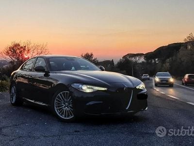 Usata Alfa Romeo Giulia 180 CV (132 kW) 2018 Nero Berlina