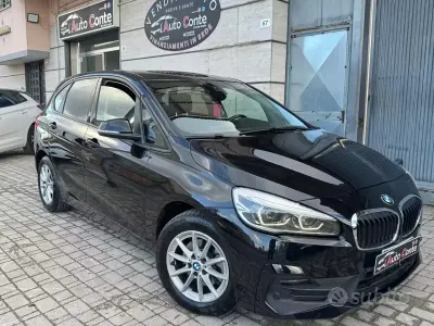 Usata BMW 216 Active Tourer Advantage 116 CV (85 kW) 2019 Nero Monovolume