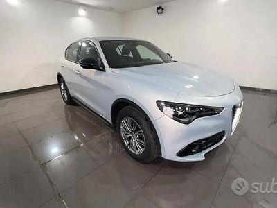 Usata Alfa Romeo Stelvio Super 210 CV (154 kW) 2023 Grigio SUV