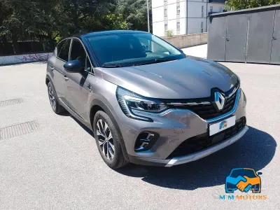 Occasion Renault Captur Techno 91 ch (66 kW) 2024 Gris SUV