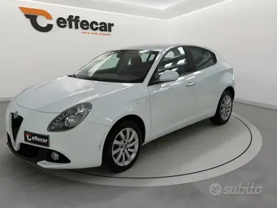 Usata Alfa Romeo Giulietta 120 CV (88 kW) 2017 Bianco Utilitaria