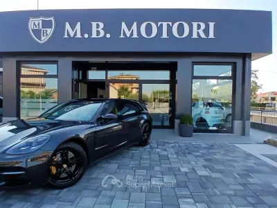 Usata Porsche Panamera Sport Turismo 330 CV (242 kW) 2017 Gray Berlina