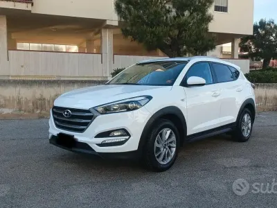 Usata Hyundai Tucson Comfort 116 CV (85 kW) 2018 Bianco SUV