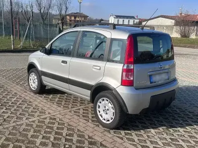 Usata Fiat Panda 4x4 60 CV (44 kW) 2005 Utilitaria