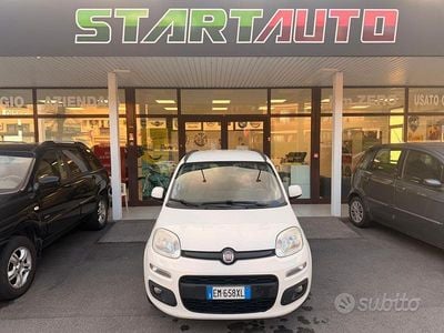 Usata Fiat Panda Lounge 74 CV (54 kW) 2013 Bianco Utilitaria