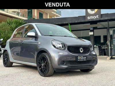 Usata Smart ForFour Passion 90 CV (66 kW) 2018 Grigio scuro metallizzato Utilitaria