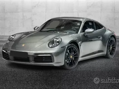 Usata Porsche 911 Carrera 385 CV (283 kW) 2021 Verde Coupé