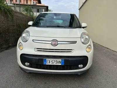 Begagnad Fiat 500L Lounge 105 HK (77 kW) 2014 Vit Minibuss