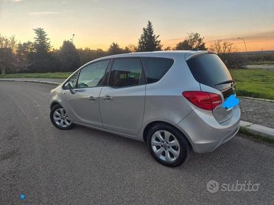 Usata Opel Meriva 110 CV (80 kW) 2013 Grigio Monovolume