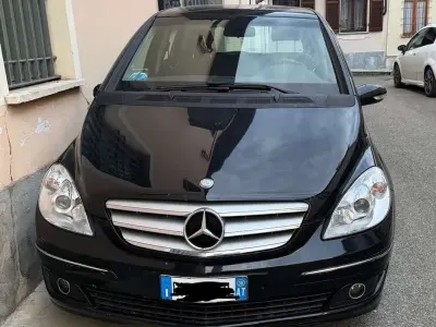 Usata Mercedes B200