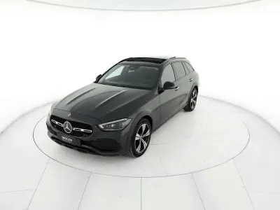 Usata Mercedes C220 Premium 197 CV (144 kW) 2023 Grigio Station wagon