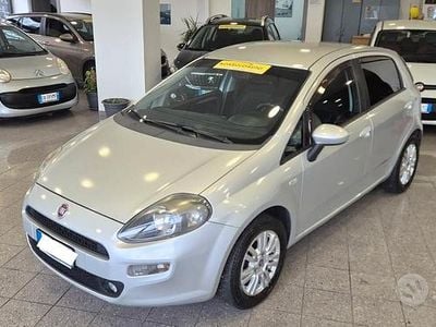 Grigio Usata 2013 Fiat Punto Lounge Berlina | 6499 € (Cara)