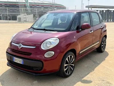 Usata Fiat 500L Lounge 95 CV (69 kW) 2013 Rosso Monovolume