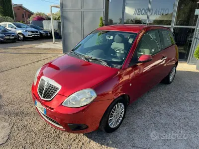 Usata Lancia Ypsilon 60 CV (44 kW) 2007 Rosso Utilitaria
