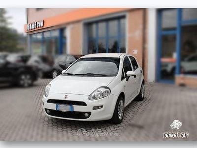 Usata Fiat Punto Street 77 CV (56 kW) 2016 Bianco Utilitaria