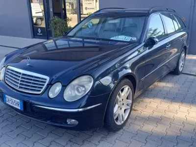 Usata Mercedes E320 Classic 197 CV (144 kW) 2003 Station wagon