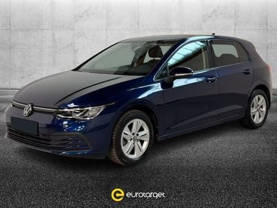 Usata VW Golf VIII Life 116 CV (85 kW) 2023 Blu metallizzato Berlina