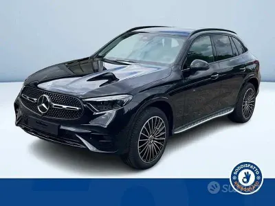 Nuova Mercedes GLC300e AMG 2026 Nero SUV