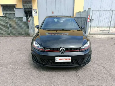 Usata VW Golf VII GTI 220 CV (161 kW) 2017 Nero Berlina