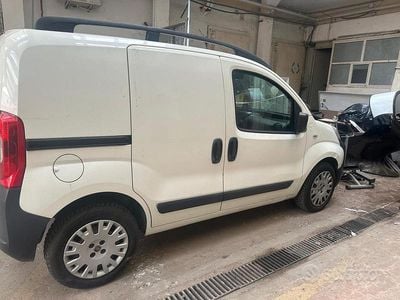 Usata Fiat Fiorino 75 CV (55 kW) 2015 Bianco Monovolume