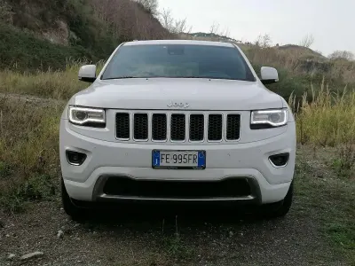 Usata Jeep Grand Cherokee Overland 241 CV (177 kW) 2013 SUV