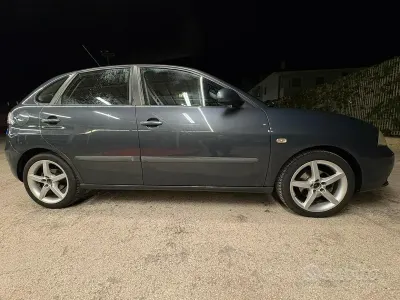 Second-hand Seat Ibiza Stylance 75 CP (55 kW) 2007 Gri Hatchback