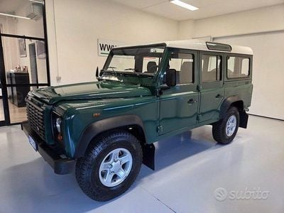 Usado Land Rover Defender 122 CV (89 kW) 2006 Verde SUV