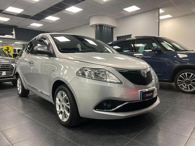 usata Lancia Ypsilon 1.3 MJT 95 CV 5 porte S&S Platinum