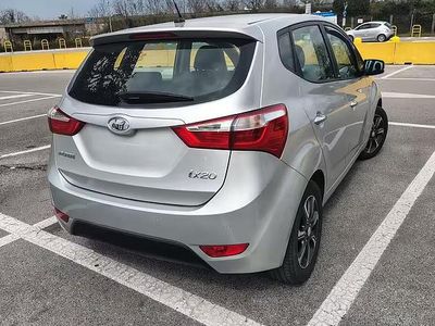 Usata Hyundai ix20 2015 Grigio Utilitaria