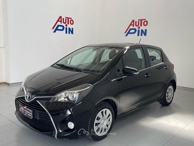 Usata Toyota Yaris 90 CV (66 kW) 2016 Berlina