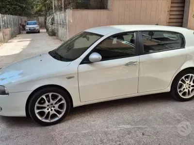 Usata Alfa Romeo 147 120 CV (88 kW) 2010 Bianco Utilitaria