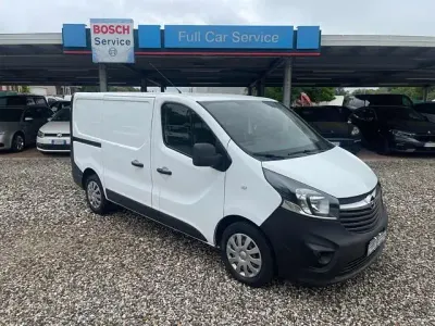 Usata Opel Vivaro Edition 125 CV (91 kW) 2016 Bianco Monovolume
