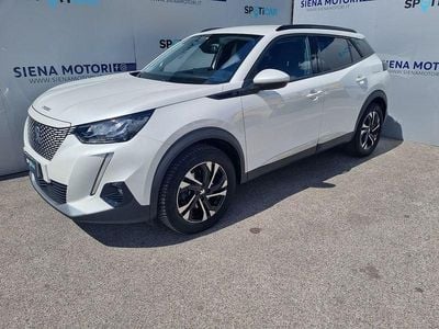Usata Peugeot e-2008 Allure 100 kW (136 CV) 2021 Bianco SUV