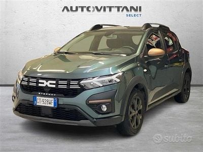 Usata Dacia Sandero Extreme 91 CV (66 kW) 2024 Verde scuro Berlina