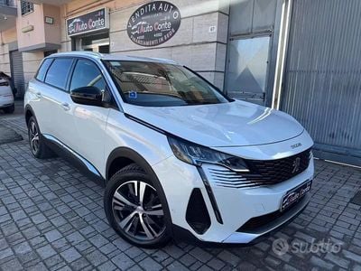 Gebraucht Peugeot 5008 Allure 131 PS (96 kW) 2023 Weiß SUV