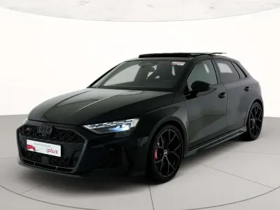 Nuova Audi RS3 400 CV (294 kW) 2026 Nero metallizzato Berlina