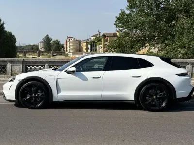 Usata Porsche Taycan