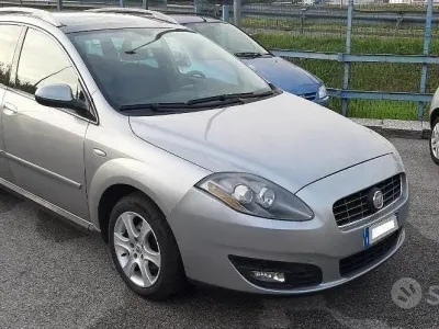 Usata Fiat Croma Emotion 147 CV (108 kW) 2010 Grigio Station wagon