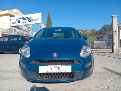 Usata Fiat Punto Easy 69 CV (50 kW) 2013 Verde Utilitaria