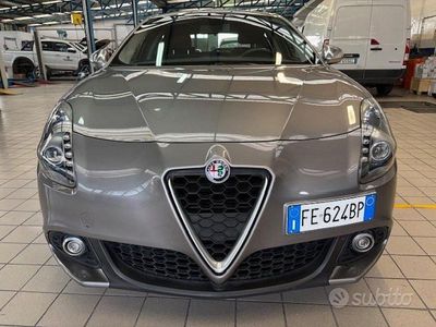 Usata Alfa Romeo Giulietta Super 120 CV (88 kW) 2016 Grigio Utilitaria