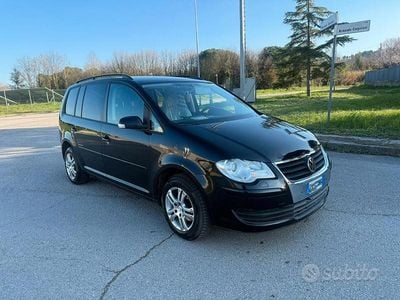 Usata VW Touran 108 CV (79 kW) 2009 Nero Monovolume