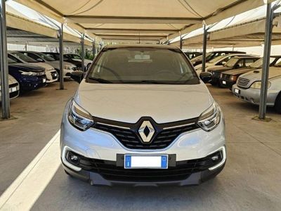 Usata Renault Captur 90 CV (66 kW) 2019 Grigio SUV