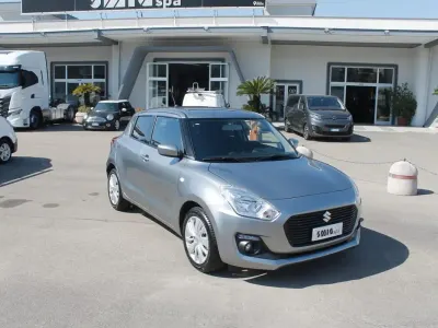 Usata Suzuki Swift Cool 89 CV (65 kW) 2020 Grigio Utilitaria